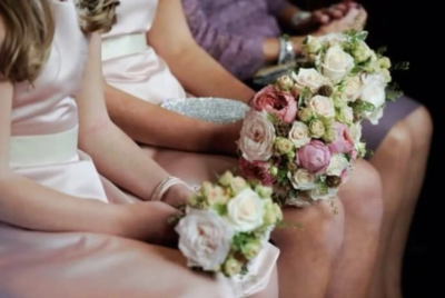 Classic Bridesmaid Bouquets. Beautifully coordinated bouquets in soft blush, ivory and pink tones, adding timeless elegance to the bridal party.